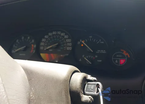 2001 Buick Regal Ls from USA, damaged, VIN 2G4WB55K111102792